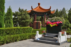 中华永久陵园葬式选择及班车时刻指南