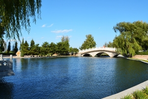 中华永久陵园墓地价格及选购指南